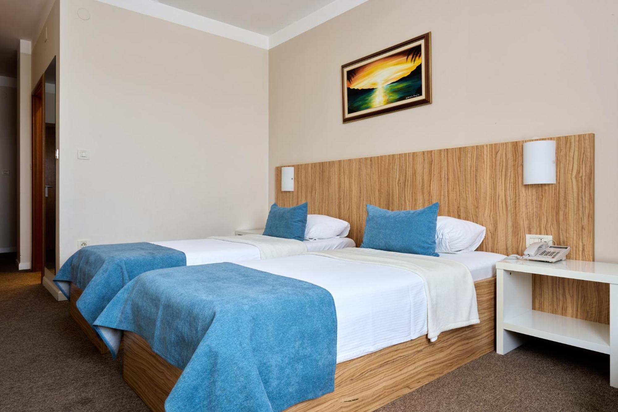 Hotel Phoenix Velika Gorica Habitación foto